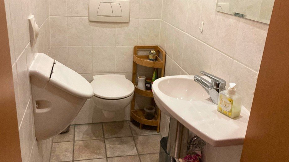 Badezimmer - Erdgeschoss Einfamilienhaus Edertal
