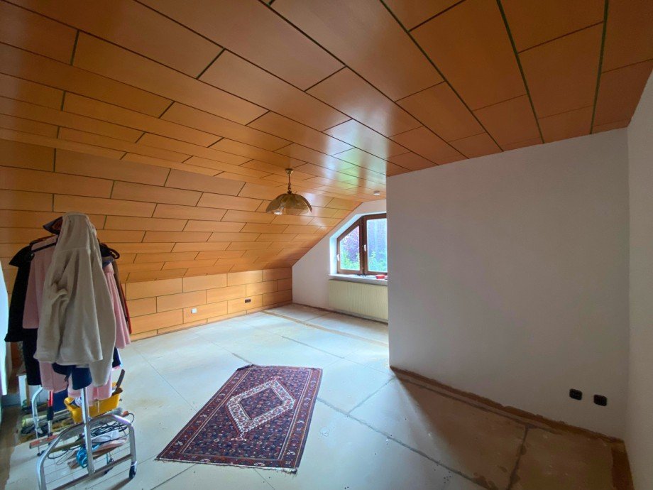 Zimmer OG Zweifamilienhaus Kassel / Kirchditmold