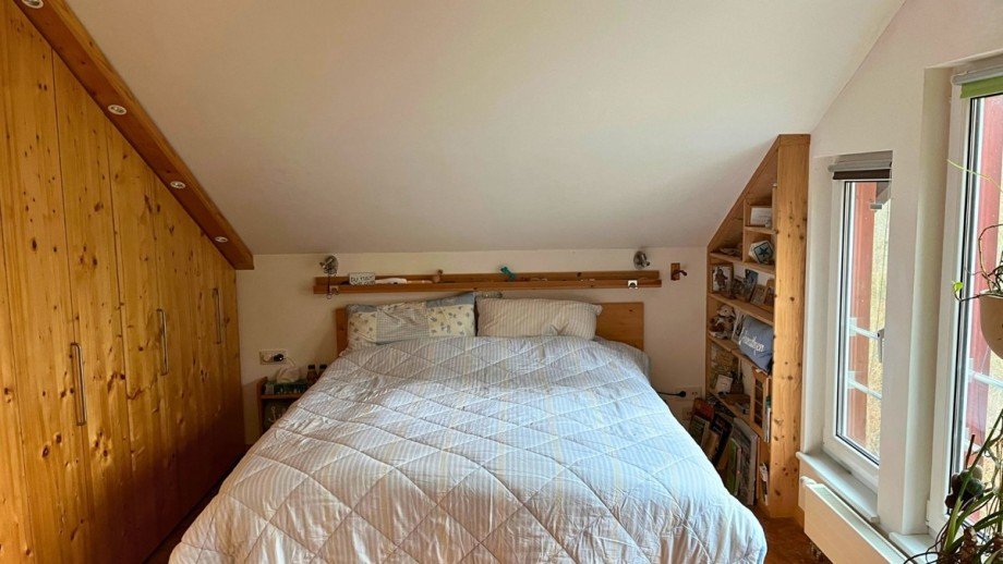 Schlafzimmer 1 - Dachgeschoss Einfamilienhaus Edertal