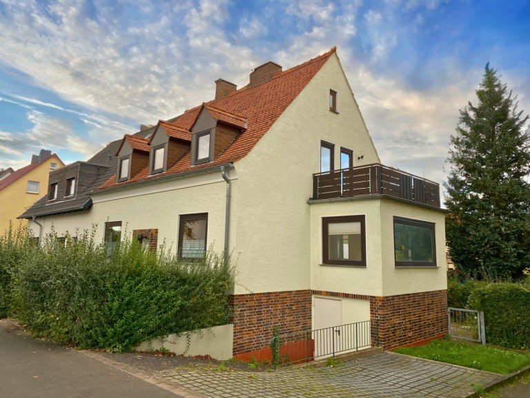 Hauptbild: Familienfreundliche Doppelhaush�lfte mit Sauna in Kassel-Niederzwehren