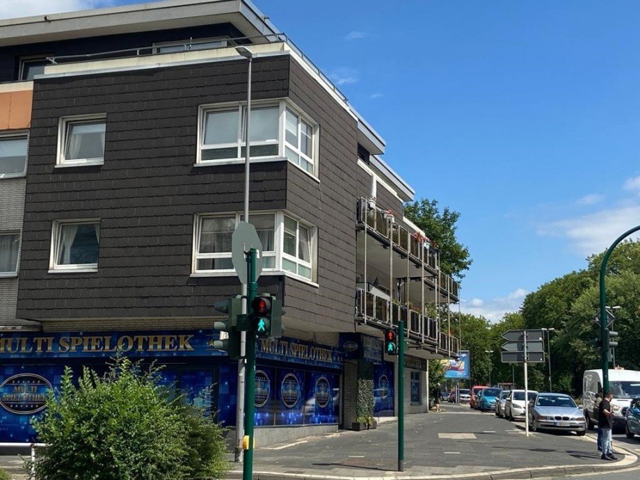Ansicht S�dseite Wohn- / Gesch�ftshaus Essen