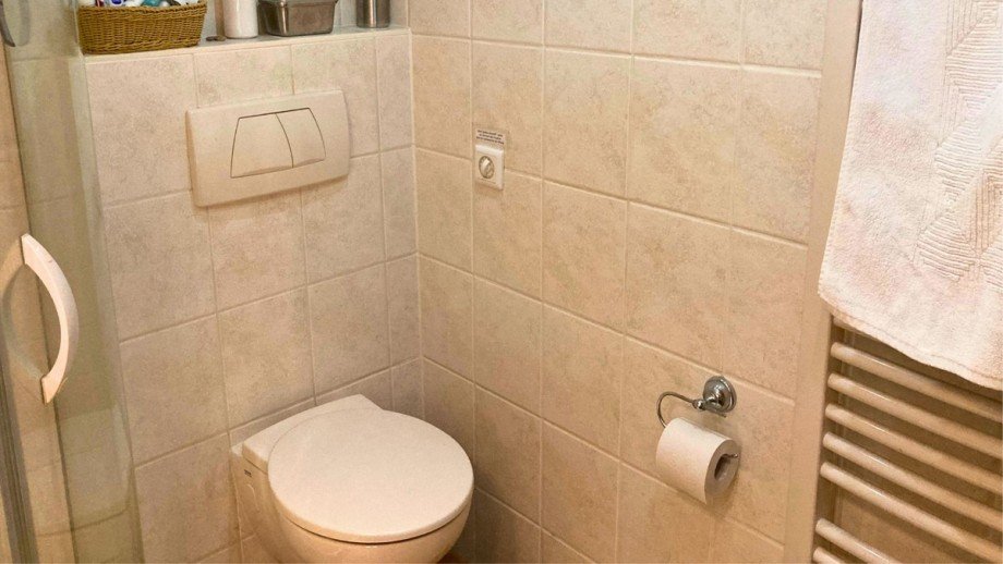 Badezimmer - Erdgeschoss Einfamilienhaus Edertal