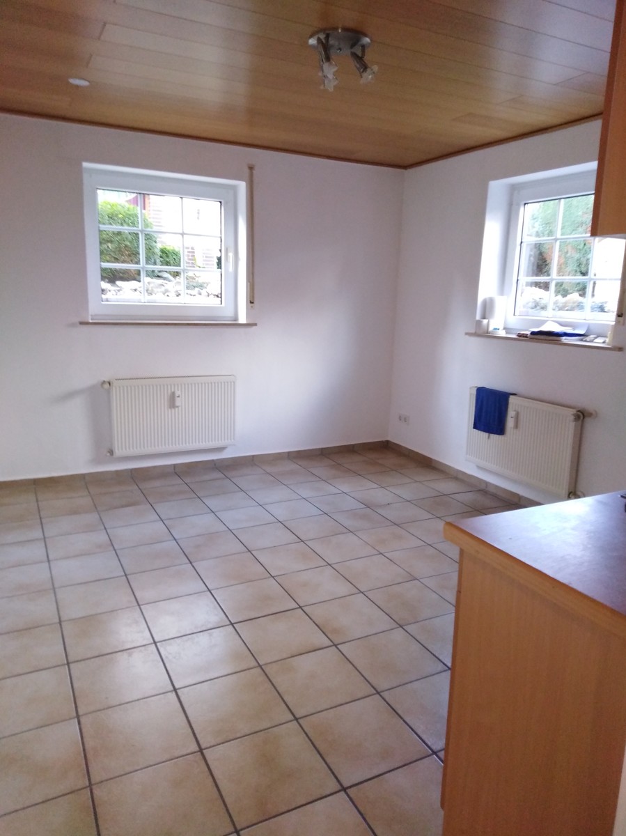 Kellergeschoss Wohnung K�che a Mehrfamilienhaus Niestetal