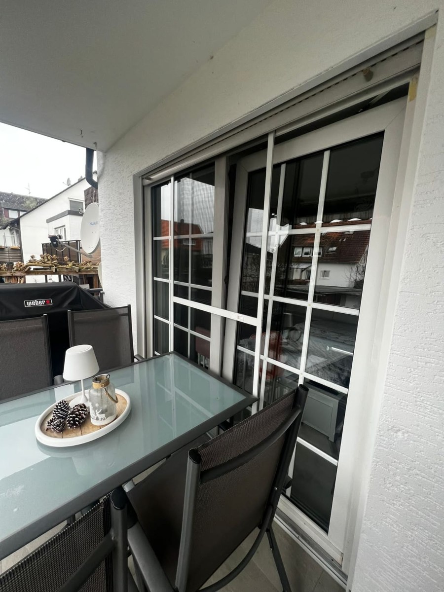 Erdgeschoss Wohnung Balkon a Mehrfamilienhaus Niestetal