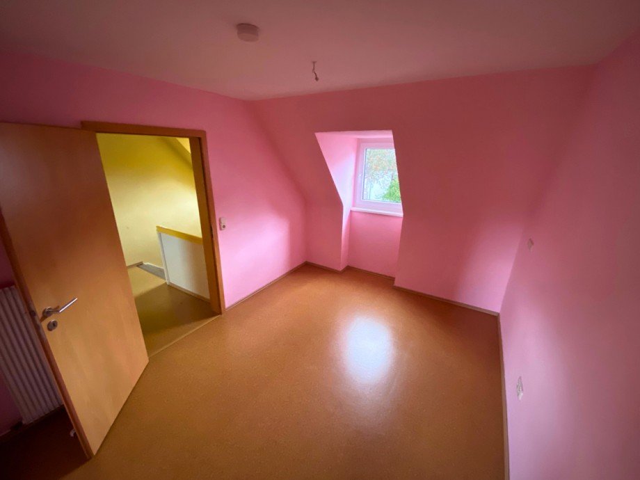 Zimmer - Obergeschoss Doppelhaush�lfte Kassel / Niederzwehren