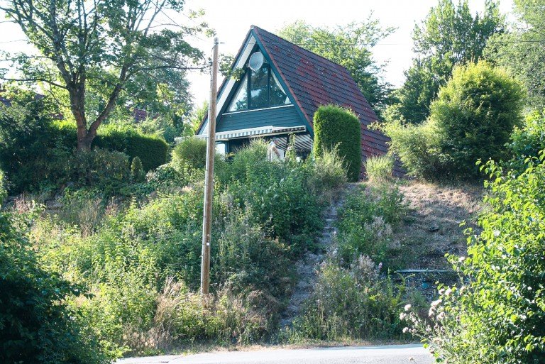 Titelbild Ronshausen Ferienhaus Verkauft - Schickes Ferienhaus in Ronshausentolle Lage, kein Renovierungsstau!
